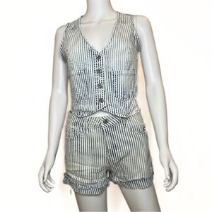 RE Generation By Celebrity Pink 2PC Stripe Vest Shorts Womens SZ S 7/8 Skater